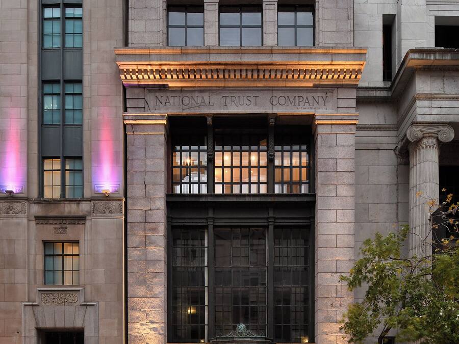 Fachada da propriedade