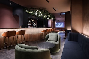 Bar (on property) - SonoLux (Montréal)