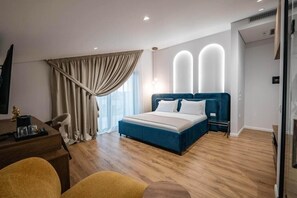 Deluxe Suite, Balcony, Sea View