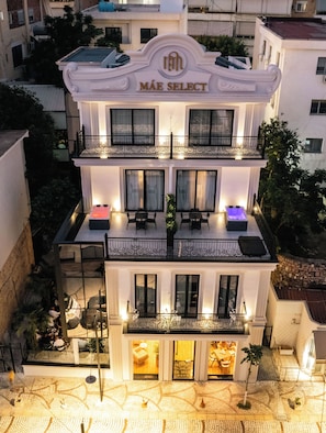 Exterior