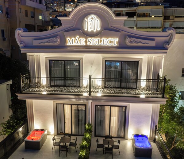 Mae Select Hotel - Sarandë