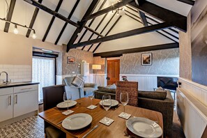 Deluxe Cottage, 2 Bedrooms, Non Smoking, Garden View | Living area | 40-inch Smart TV with cable channels - Dale View Cottages  (Whitby)