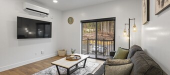 Juneau Jewel: Luxury & Relaxation A307