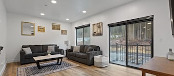 Affordable Luxury With Views! A305