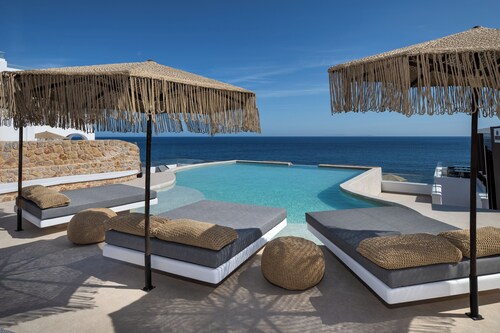 Aelia Luxury Suites Thalassa