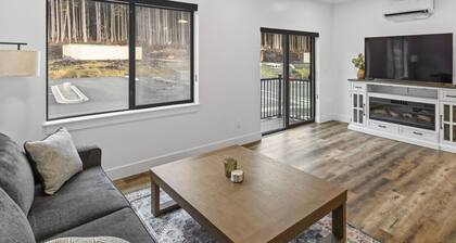 Cozy, Spacious Retreat with Fireplace 205