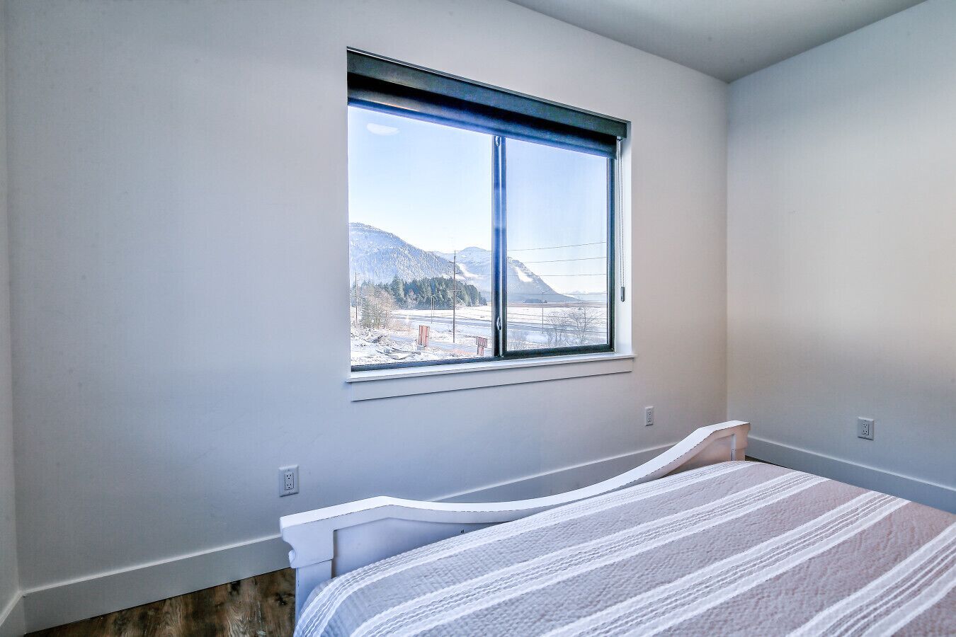 1 bedroom, travel crib, free WiFi, bed sheets