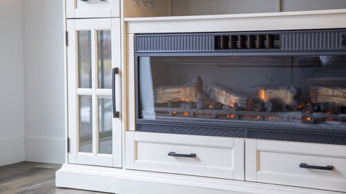 Cozy, Spacious Retreat with Fireplace 205
