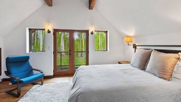 3 chambres, bureau, Wi-Fi gratuit, draps fournis