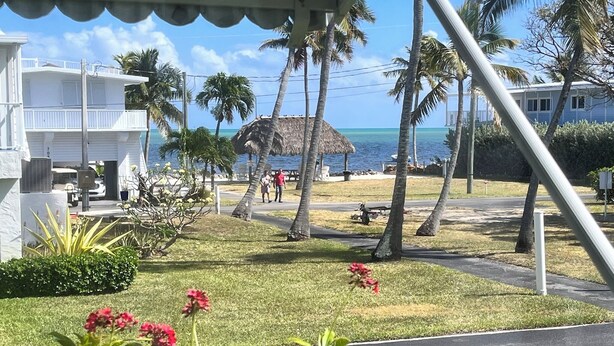 Property grounds - WAKE UP TO AN OCEANVIEW (Key Largo)