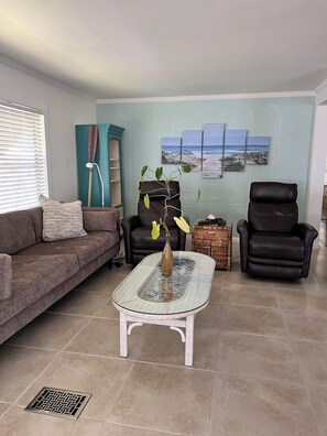 Smart TV - WAKE UP TO AN OCEANVIEW (Key Largo)