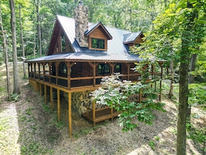 Exterior - Frog Hill | Hocking Hills, EV Charger, Hot Tub (Logan)
