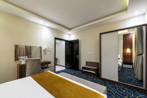Chambre Junior | Chambres insonorisées, fer et planche à repasser, Wi-Fi gratuit