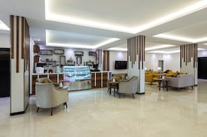 Lounge - Al Qasr Hotel Suites -Al Masyaf District (Khamis Mushait)