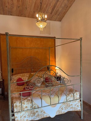 1 Schlafzimmer, Zimmersafe, Bügeleisen/Bügelbrett, kostenloses WLAN