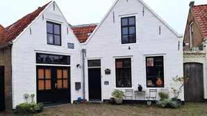 Unclassified image, 3 of 37, button - Barn Stay With Soul in Noordgouwe (Noordgouwe)