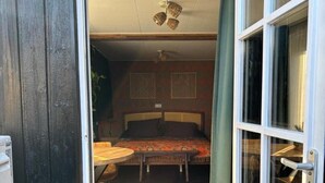 Unclassified image, 4 of 37, button - Barn Stay With Soul in Noordgouwe (Noordgouwe)