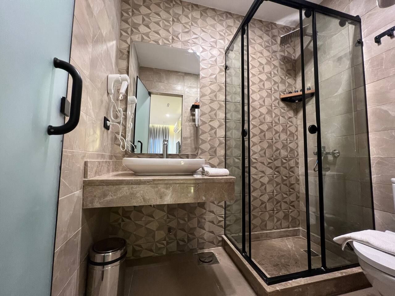 Photo - Pyramids Island