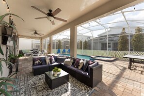 Outdoor dining - Harry Potter-Themed | Private Pool | Theater & Resort Perks! (Four Corners)