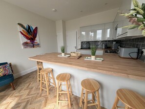 Fridge, microwave, oven, coffee/tea maker - Hollywell Stays, Sea View is situated in Meads Village close to the South Downs (Eastbourne)