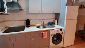 Apartament, vistes al jardí | Cuina privada