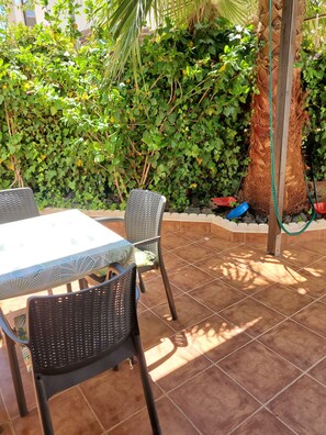 Căn hộ, quang cảnh vườn | Hiên