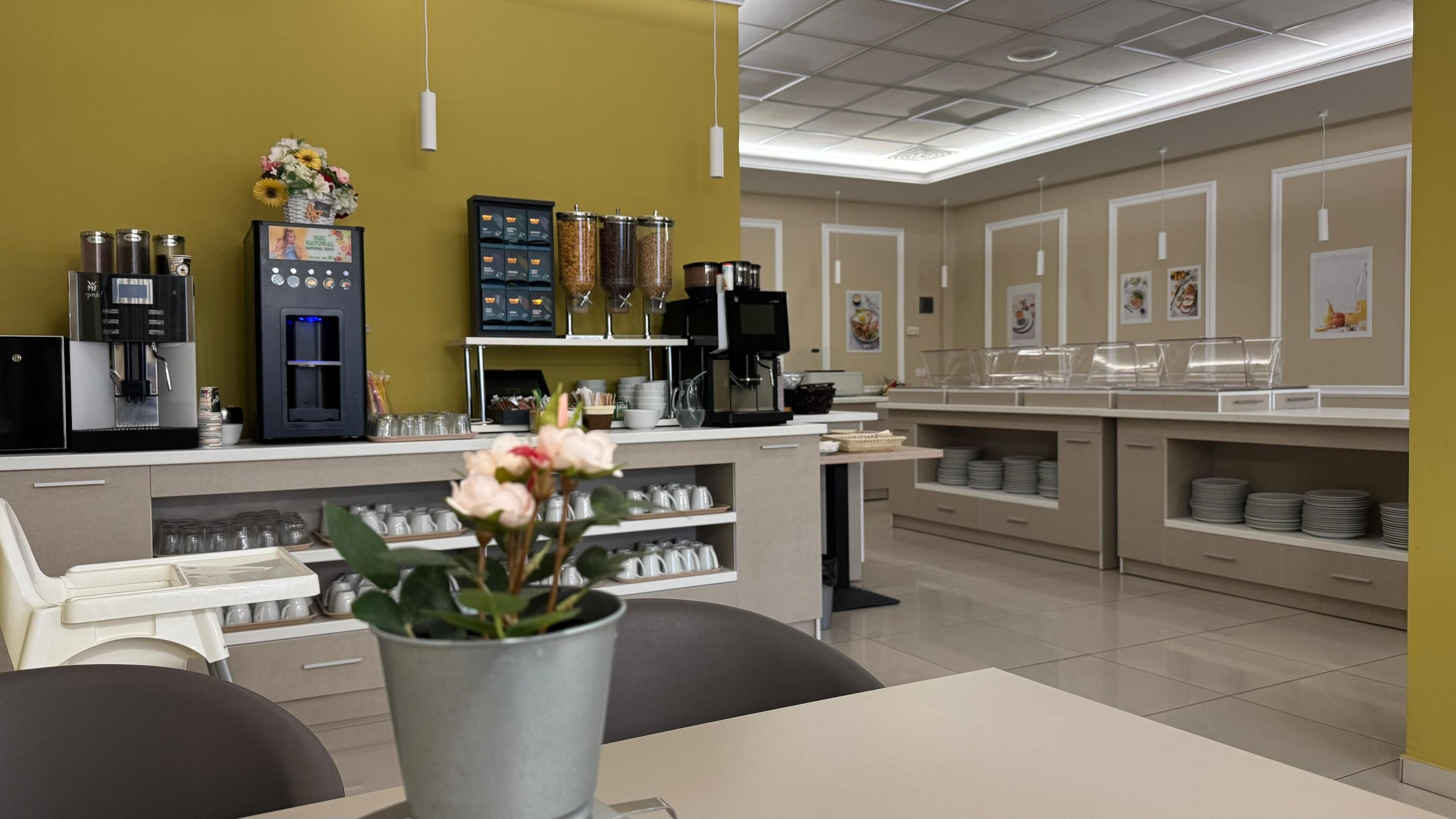 매일 뷔페 무료 아침 식사 포함