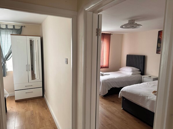 Apartment | 2 bedrooms, free WiFi, bed sheets