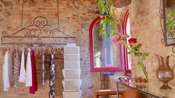 Superior Condo, Hill View | 2 bedrooms, premium bedding, down comforters, pillowtop beds