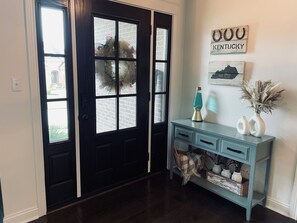 Interior - Cozy ranch home w/ screened-in porch perfect for your Derby stay! (Simpsonville)