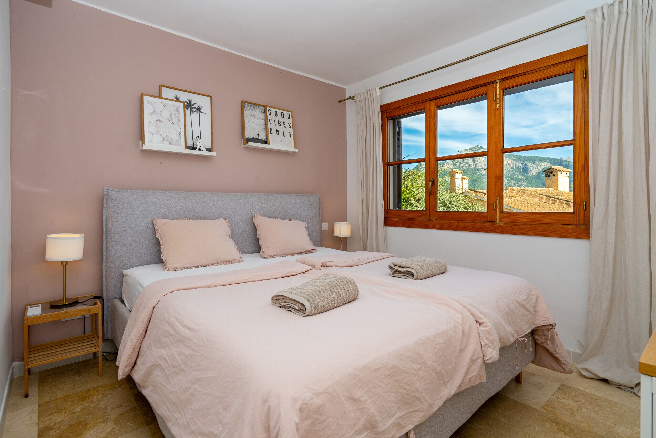 2 bedrooms, free WiFi, bed sheets