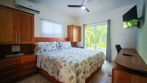 1 bedroom, desk, WiFi, bed sheets