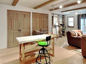 House (3 Bedrooms) | Property amenity