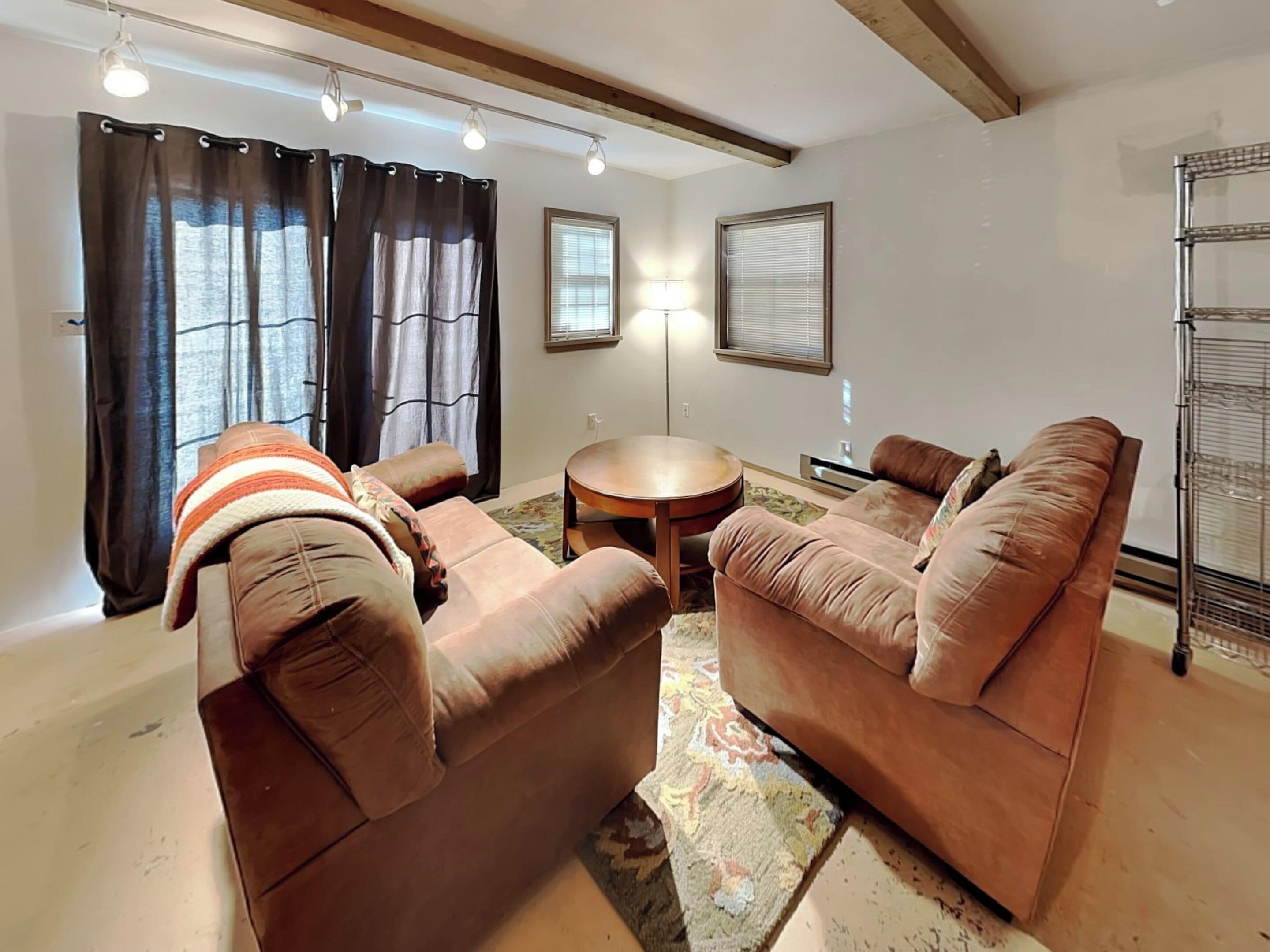 House (3 Bedrooms) | Property amenity