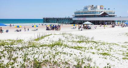 Daytona Beach Getaway #308