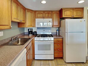 Condo (1 Bedroom) | Property amenity