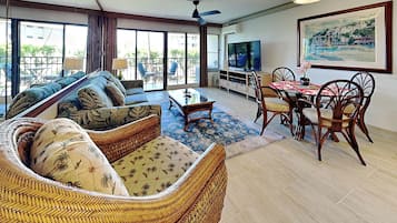 Condo (1 Bedroom) | Property amenity