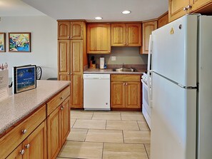 Property amenity - Kihei Akahi D-105 by Maui Rental Group (Kihei)