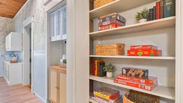 House (4 Bedrooms) | Property amenity