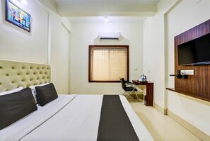 Deluxe Double Room, City View | Desk, laptop workspace, free WiFi - Triple Tree Hotels and Resorts (Bhubaneshwar)