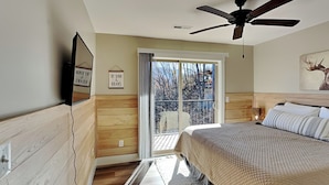 Studio (3 Bedrooms) | Diverse