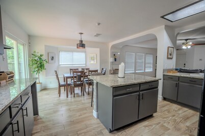 La Cantera/Fiesta Texas/UTSA 3 Bedroom Home