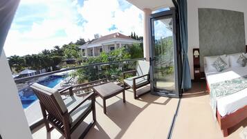 6 bedrooms, iron/ironing board, travel crib, WiFi