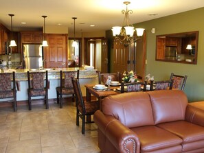 Smart TV, fireplace, computer monitors, printers