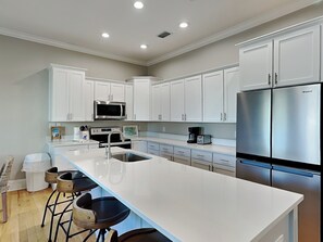 Studio (4 Bedrooms) | Divers