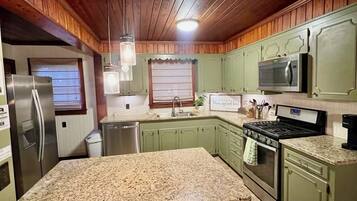 Micro-ondas, fogão, cooktop, lava-louças