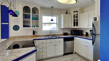 Studio (2 Bedrooms) | Miscellaneous