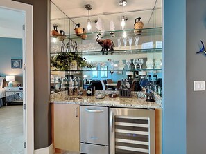 Studio (3 Bedrooms) | Divers