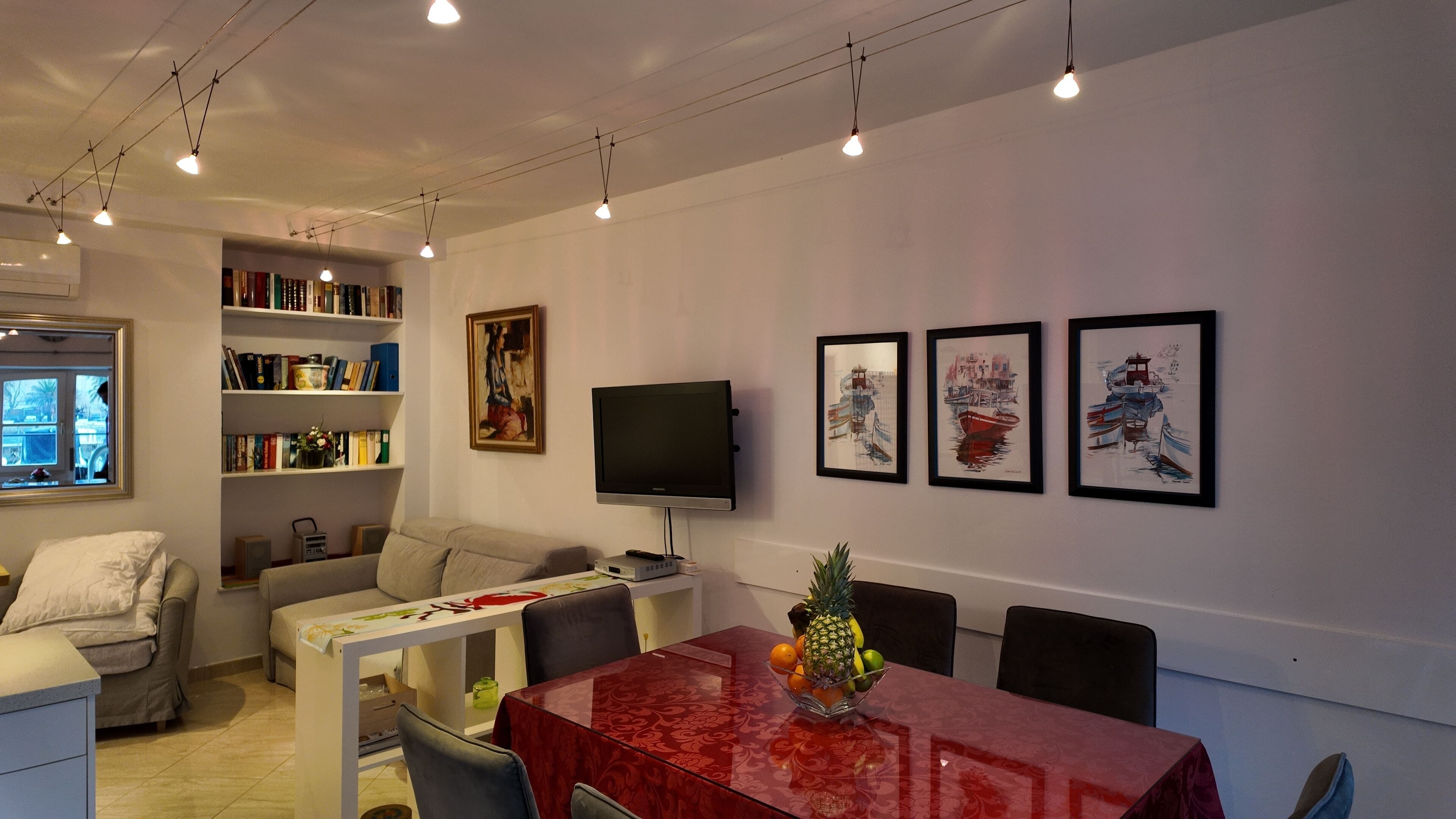 Luxury Apartment, Sea View | Living area