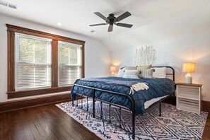 3 Schlafzimmer, Bügeleisen/Bügelbrett, kostenloses WLAN, Bettwäsche